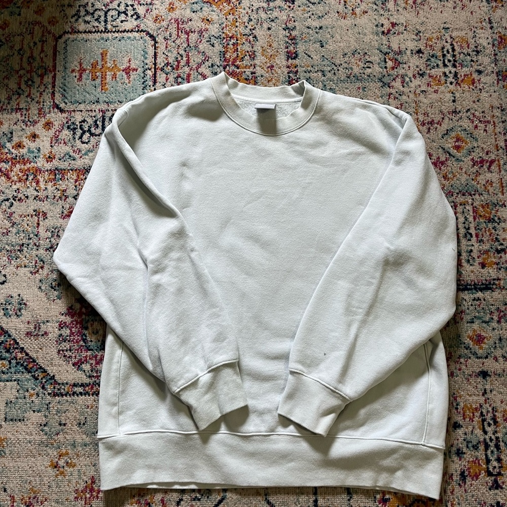 TNA crewneck sweatshirt